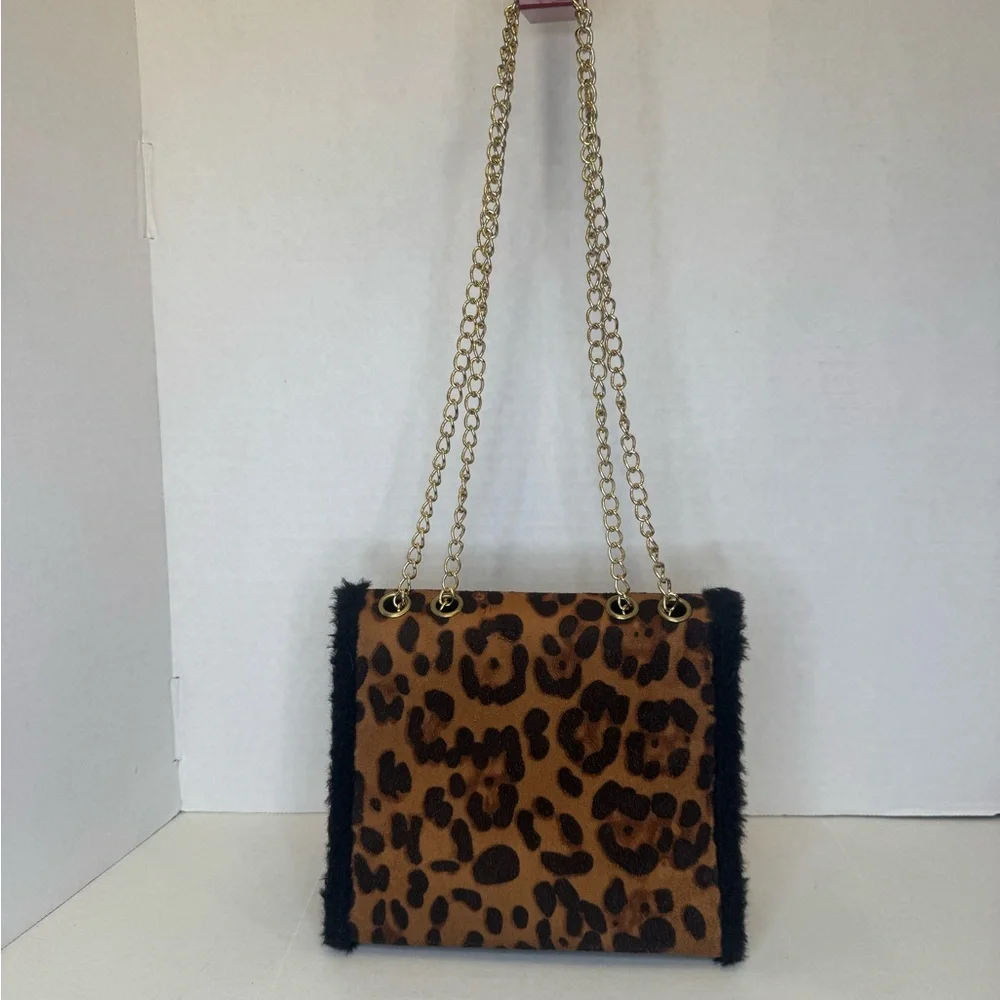 Leopard Print Shoulder Bag with Chain Strap - Picture 2 of 5